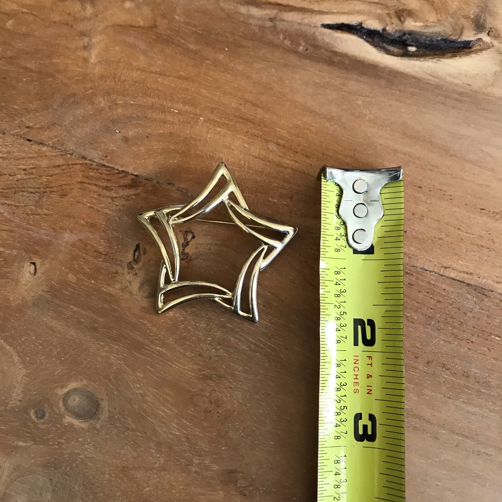 Brooch - Picture 3 of 3
